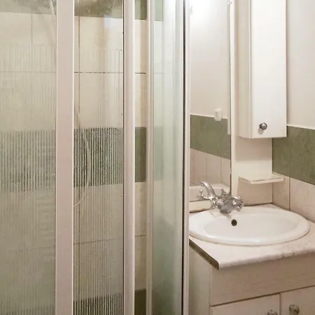 Apartmán Amazing In W/ Wifi And 2 Bedrooms *